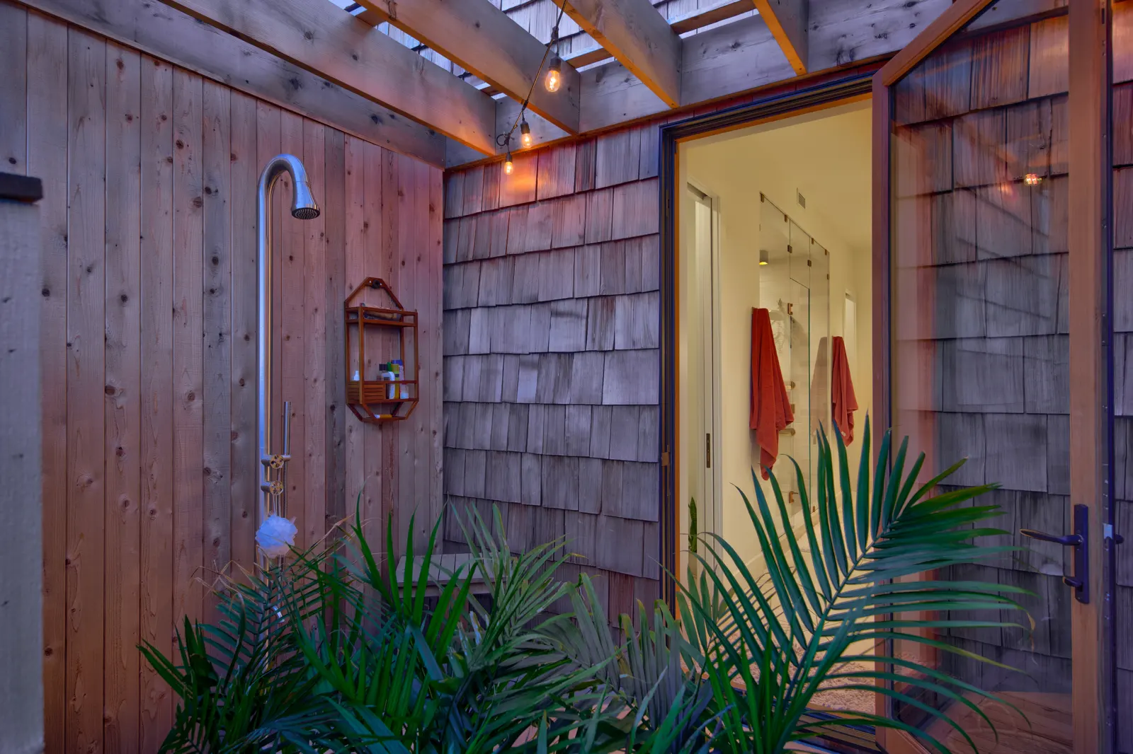 Cedar outdoor shower built for coastal salt-air exposure in Bay Pines