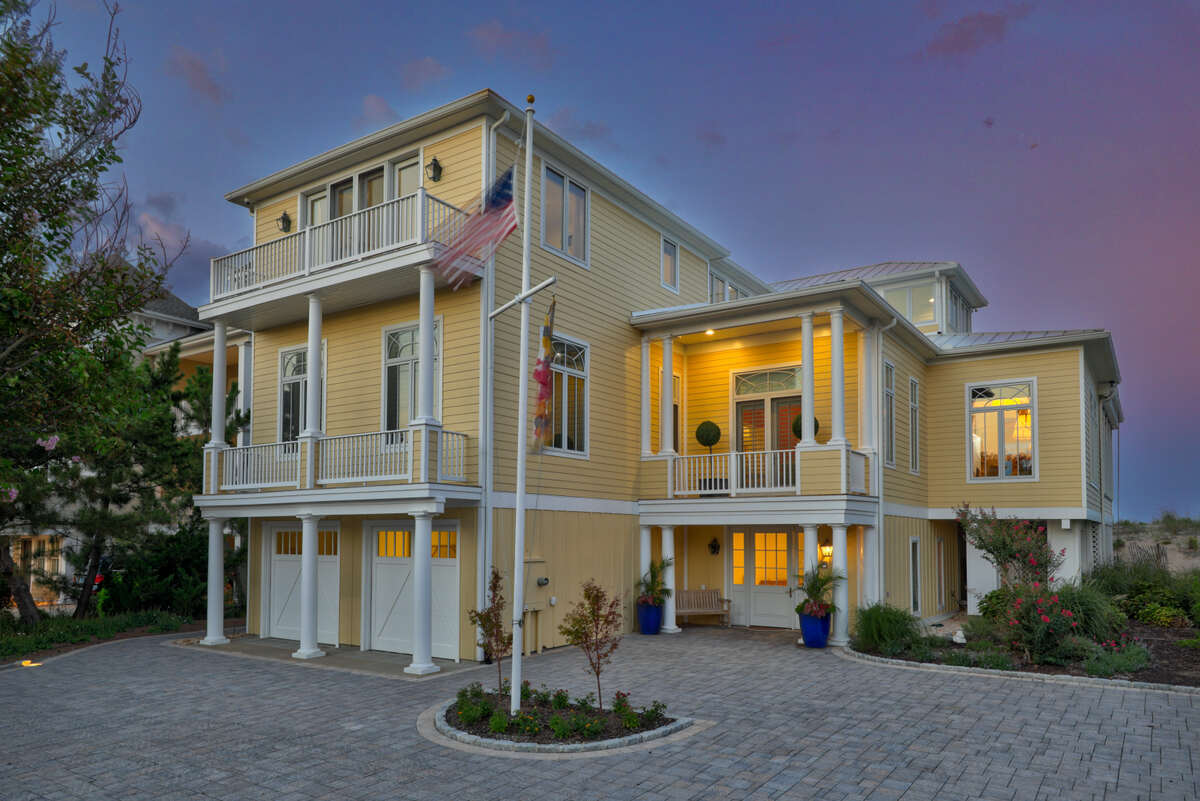 Cedar-shingle custom home built by CRx Construction in Rehoboth by the Sea, Delaware